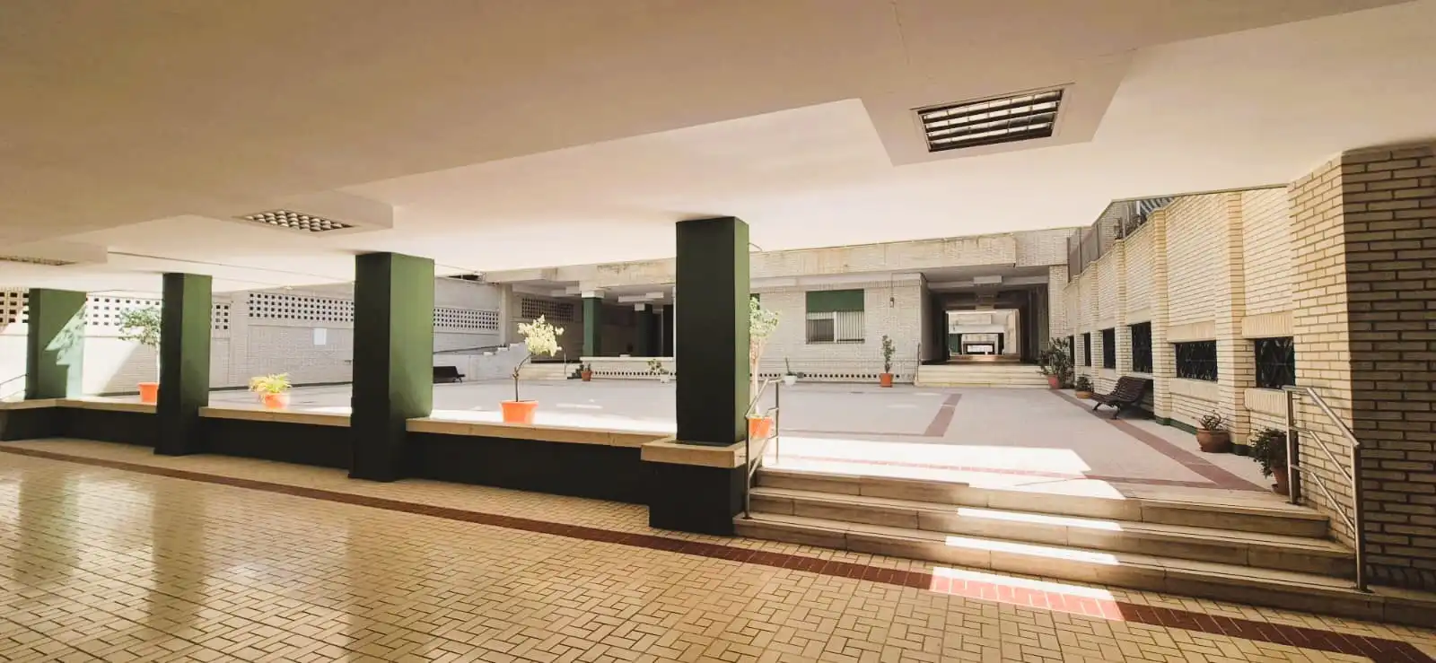 Piso en venta en Málaga con Terraza, Trastero y Amueblado