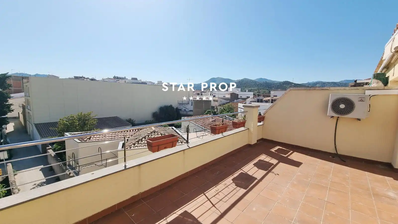 Terrasse von Dachboden zum Verkauf in Llançà mit Klimaanlage, Heizung und Terrasse