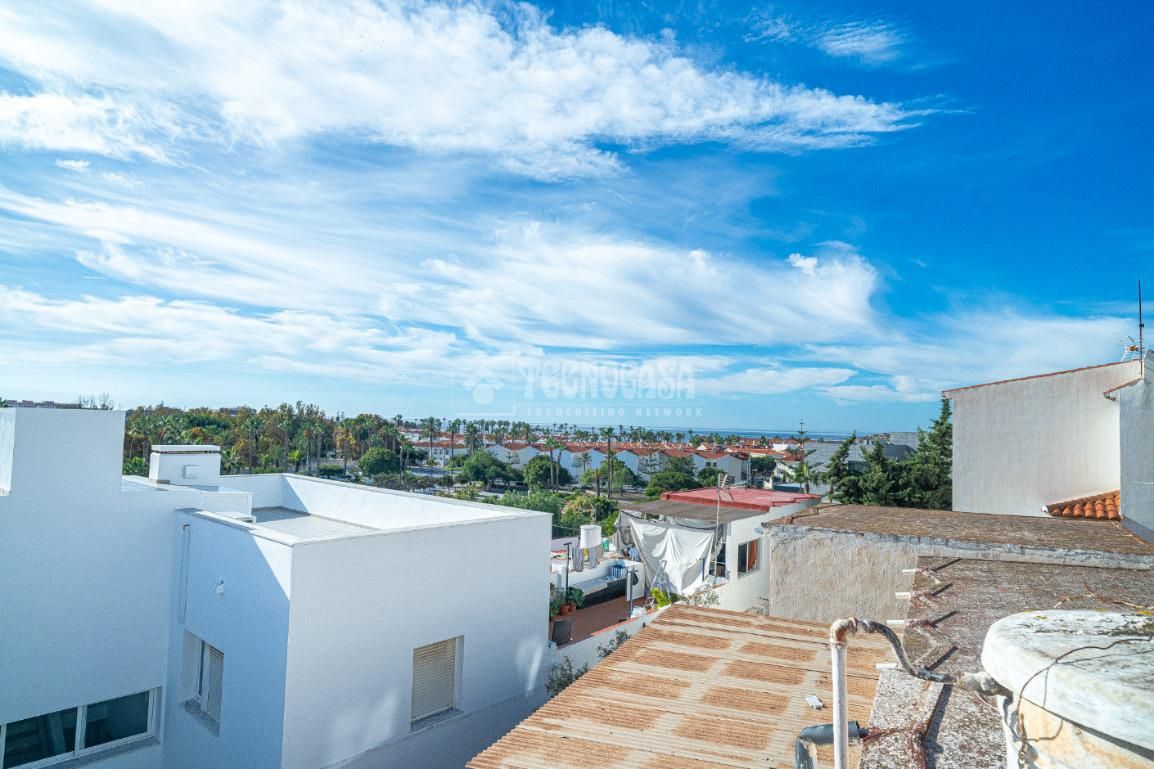 Exterior view of Single-family semi-detached for sale in Salobreña