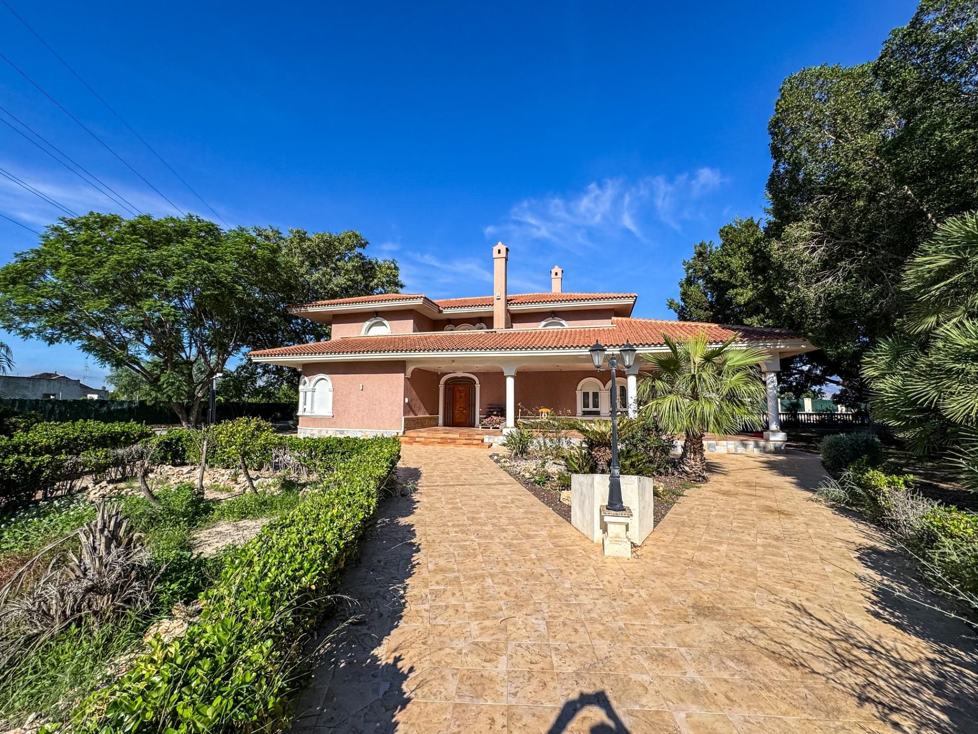 Exterior view of House or chalet for sale in Callosa de Segura  with Air Conditioner, Heating and Private garden