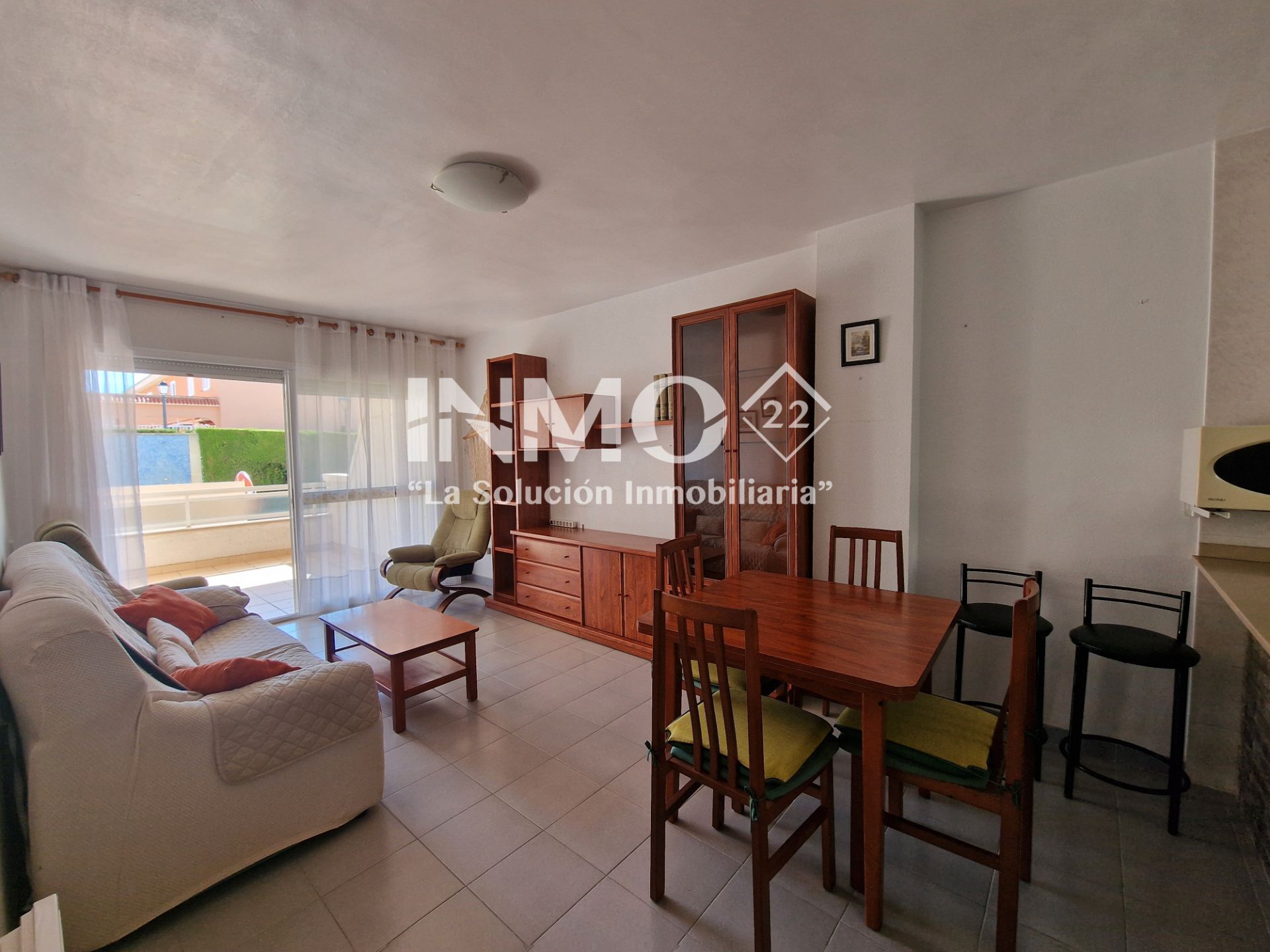 Sala d'estar de Apartament en venda en Cambrils amb Calefacció, Terrassa i Moblat