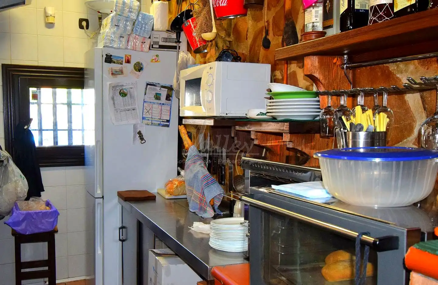 Cuina de Local en venda en San Roque amb Aire condicionat i Terrassa