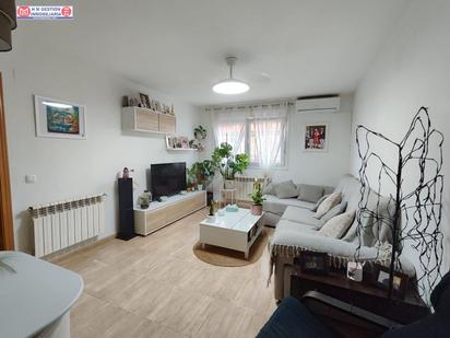 Living room of Planta baja for sale in Alcázar de San Juan  with Air Conditioner, Heating and Community pool