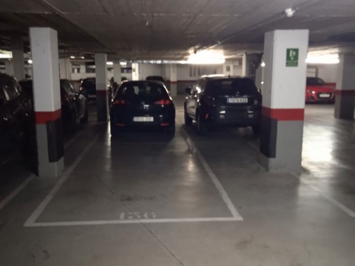 Parking of Garage for rent in  Madrid Capital
