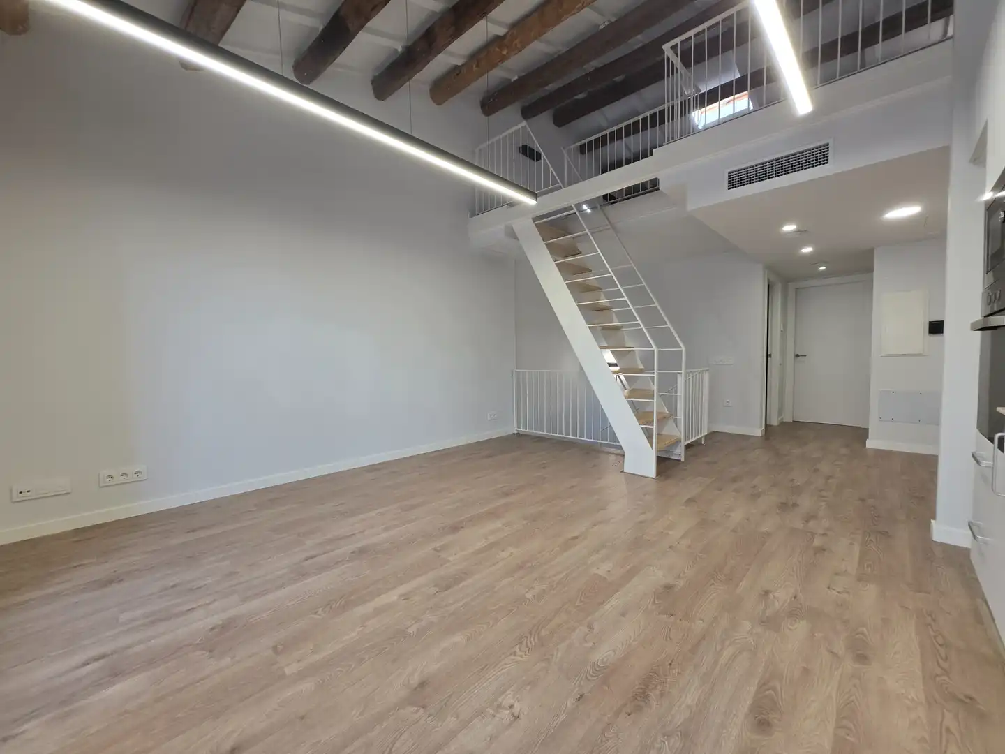 Apartament amb balcó de lloguer a Centre, imagen 5