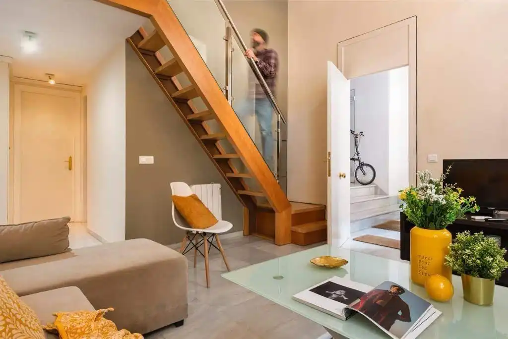 Duplexes for sale in Sevilla  with Air Conditioner and Heating