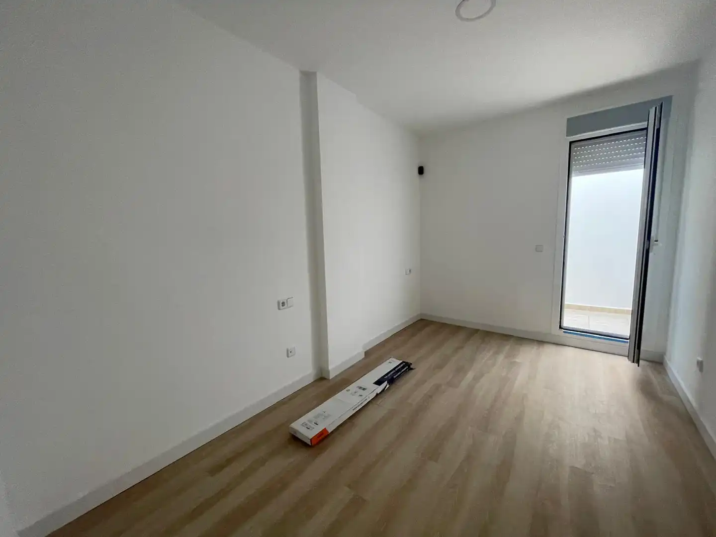 Dormitori de Apartament en venda en Moncofa amb Terrassa i Alarma