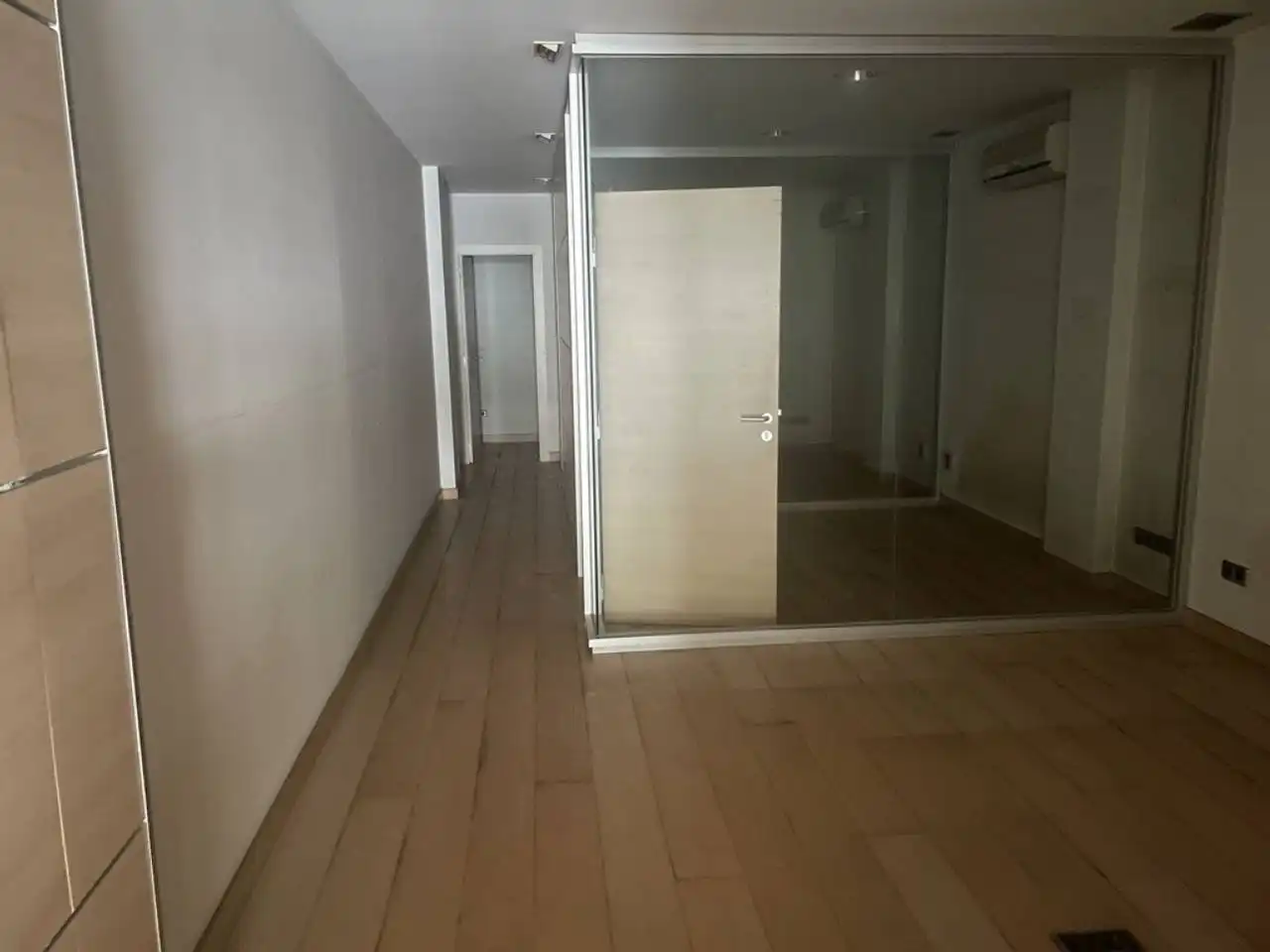 Business premises for sale in Avenida Prat de la Riba, imagen 5