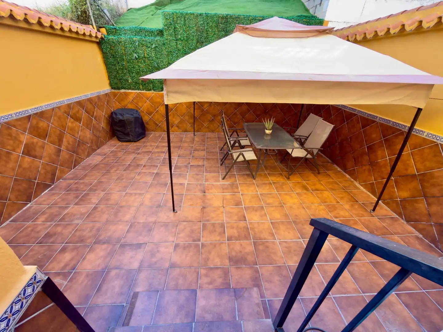 Terrassa de Casa adosada en venda en Rincón de la Victoria amb Aire condicionat, Jardí privat i Traster