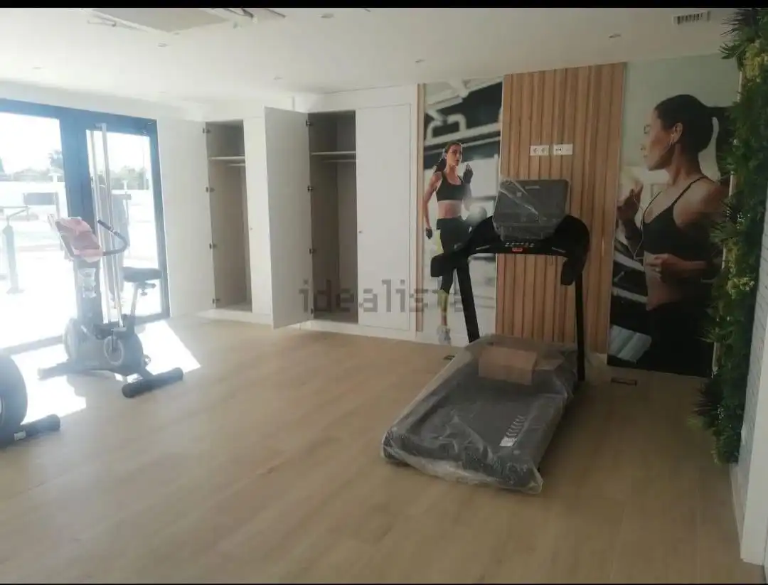 Dormitori de Pis en venda en Mairena del Aljarafe amb Aire condicionat, Calefacció i Parquet