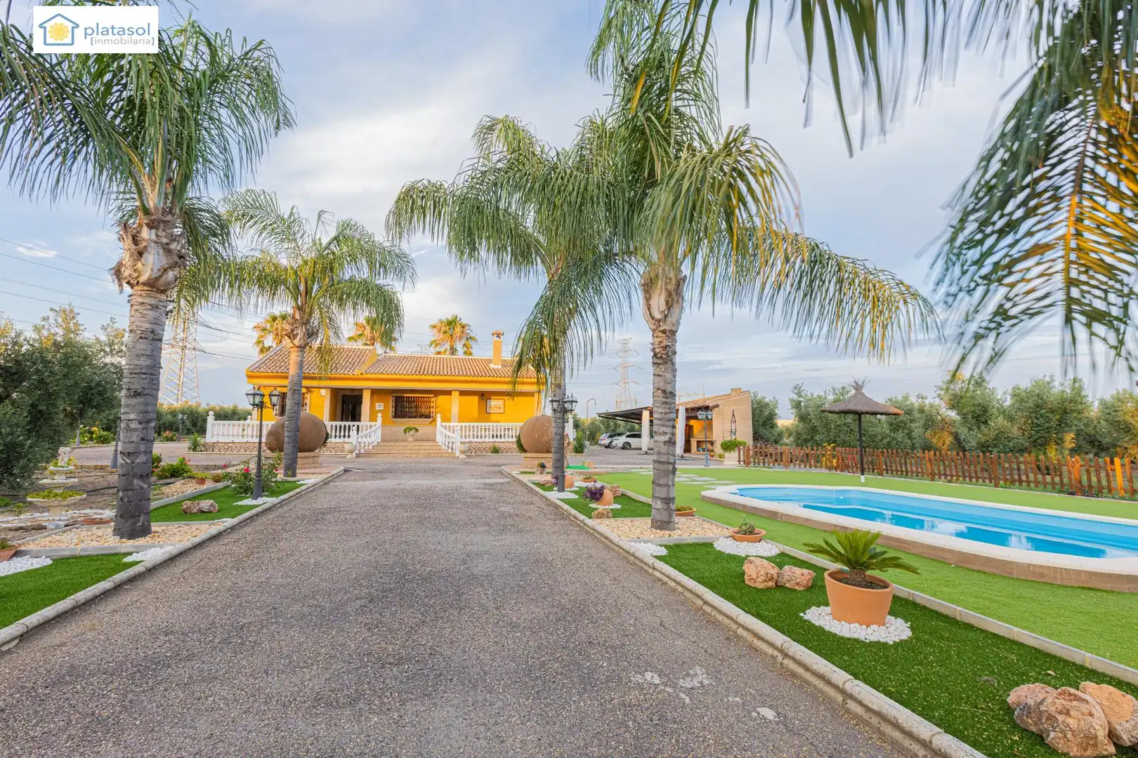 Vista exterior de Finca rústica en venta en Chucena con Aire acondicionado, Calefacción y Jardín privado