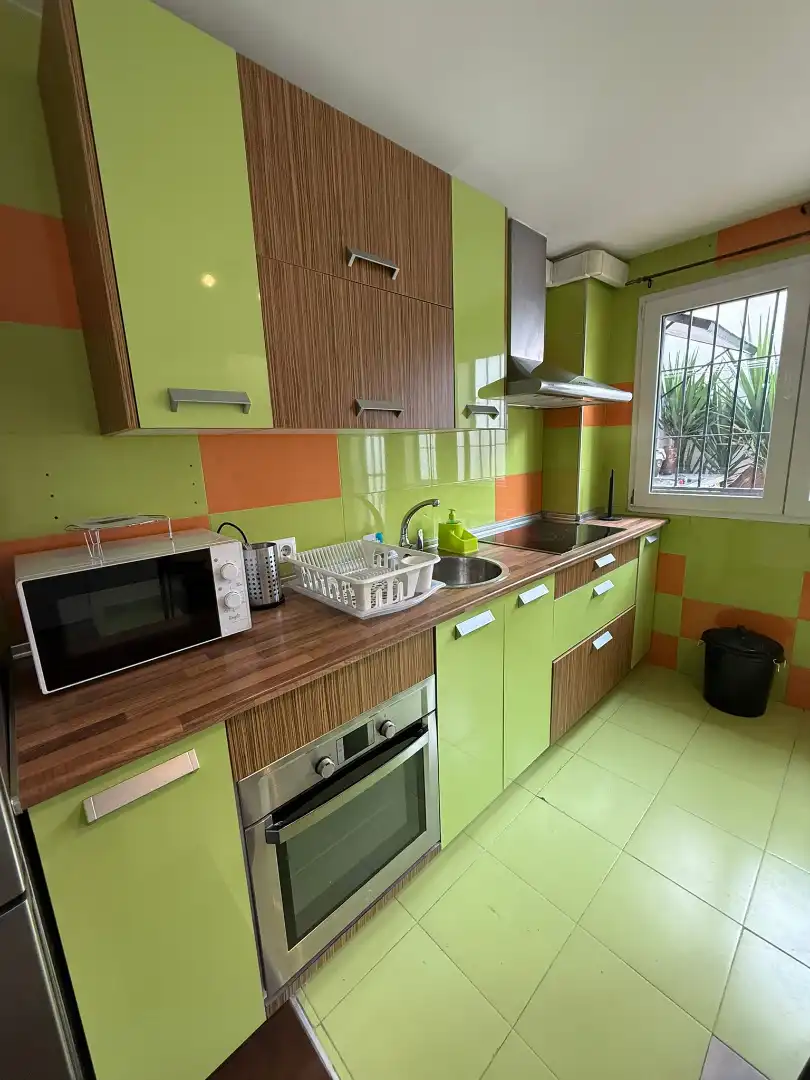 Room in Calle Alcalde Ronquillo, 20, Martiricos - La Roca - La Rosaleda