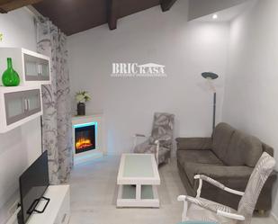 Sala d'estar de Casa o xalet de lloguer en Cáceres Capital amb Aire condicionat i Moblat