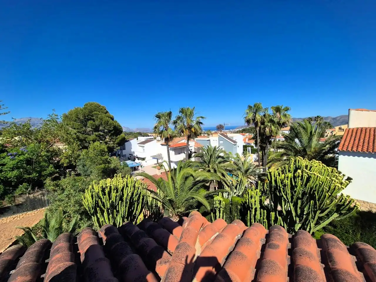 Vista exterior de Casa o chalet en venta en La Nucia con Jardín privado y Terraza