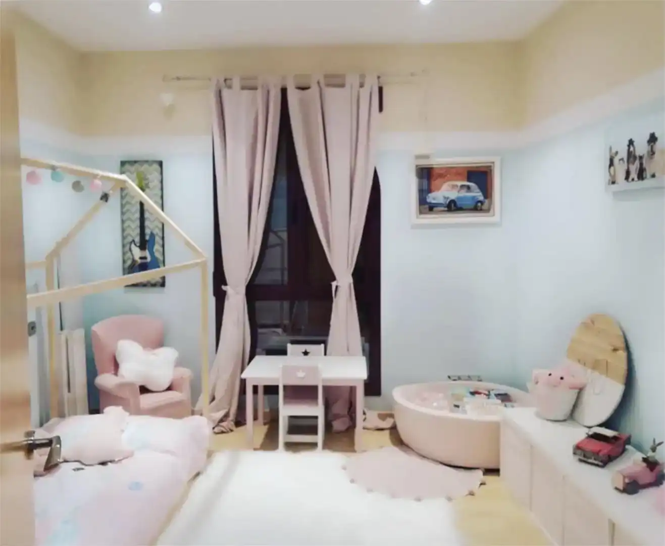 Bedroom of Houses for sale in Baza, Granada