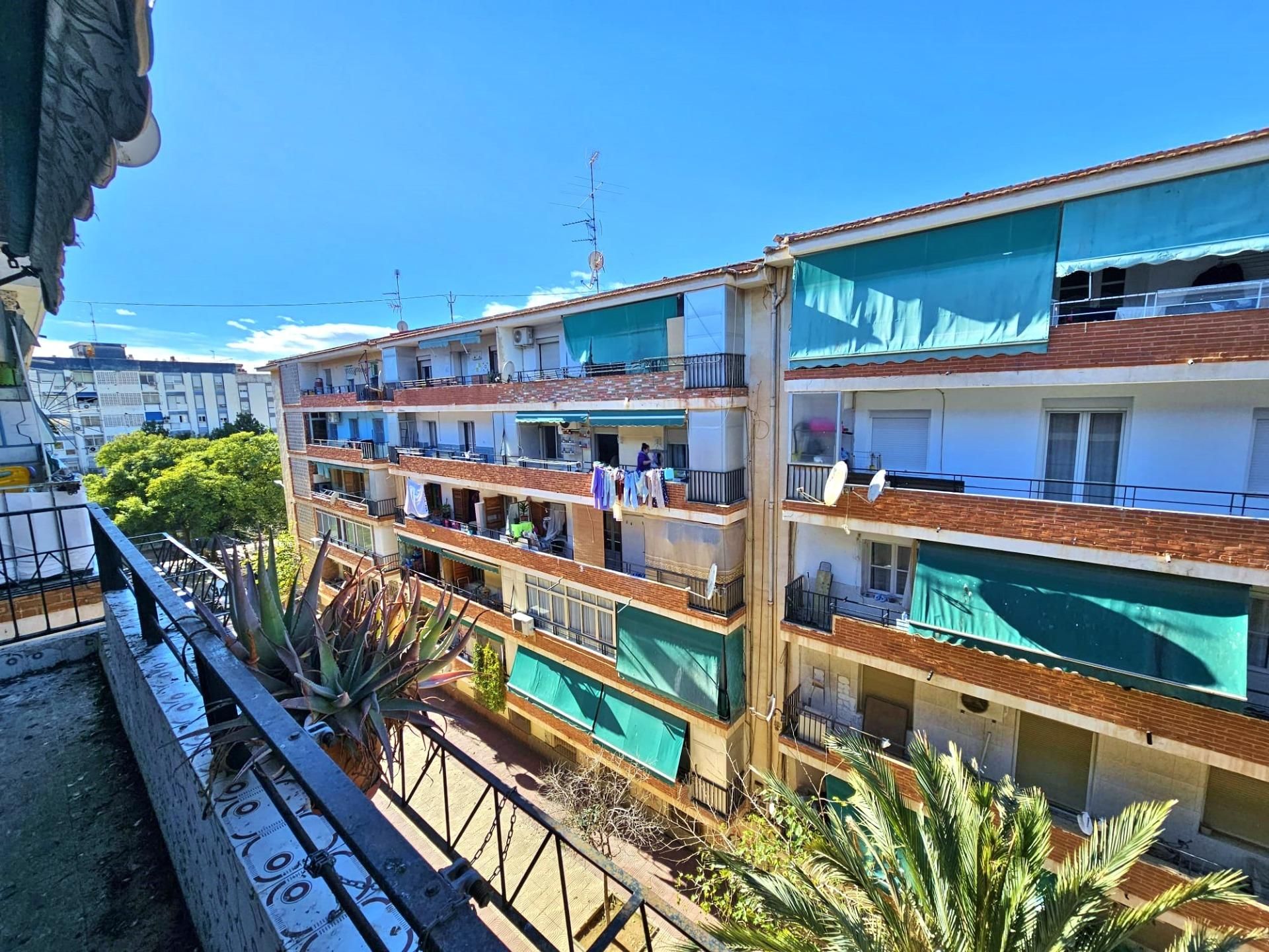 Exterior view of Flat for sale in Alicante / Alacant  with Balcony