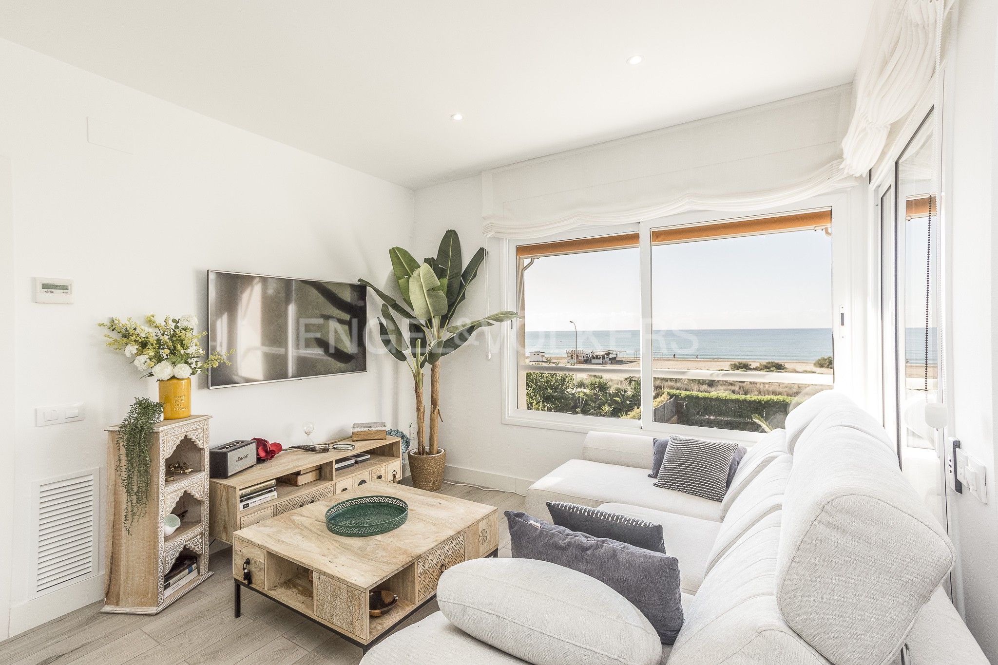 Living room of Flat to rent in Sitges  with Air Conditioner, Heating and Parquet flooring