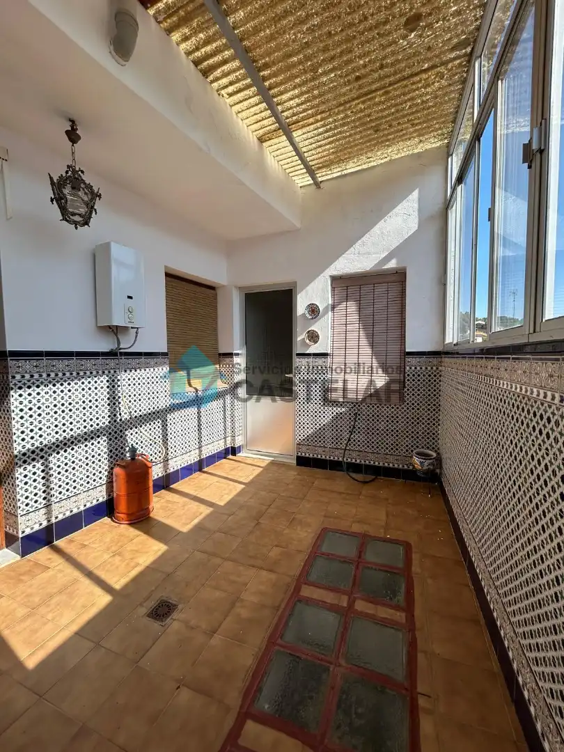 Vista exterior de Casa adosada en venta en Salvaleón con Amueblado