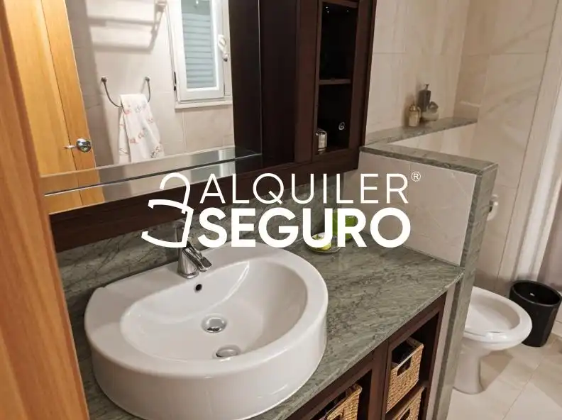 Badezimmer von Wohnung zur Miete in Benicarló mit Klimaanlage, Terrasse und Möbliert