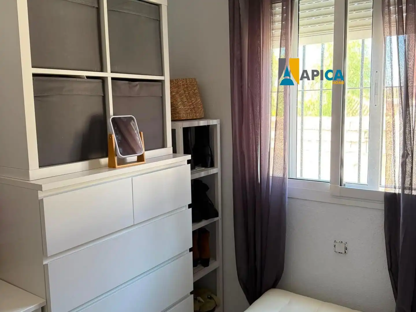 Habitación de Casa adosada en venta en Chiclana de la Frontera con Terraza, Piscina y Piscina comunitaria