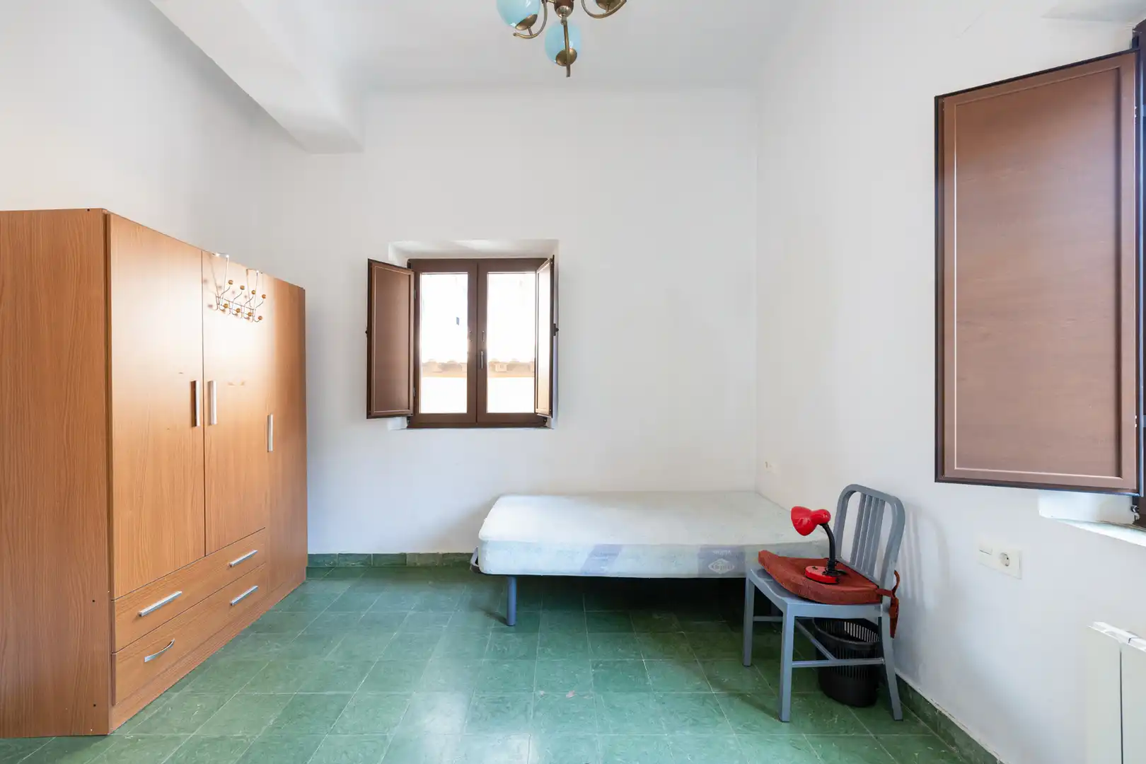 Bedroom of Flat for rent in Granada  with Heating and Furnished