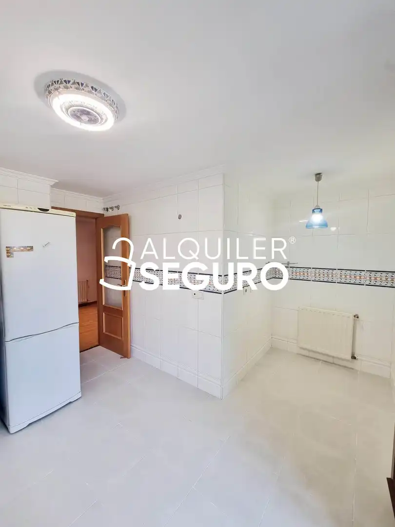 Kitchen of Flat for rent in Las Rozas de Madrid  with Heating, Terrace and Storage room