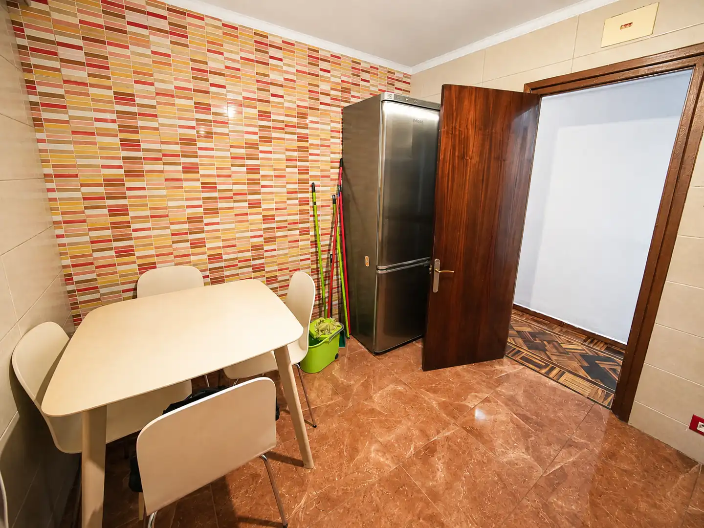 Kitchen of Flat for sale in Avilés  with Heating, Parquet flooring and Washing machine