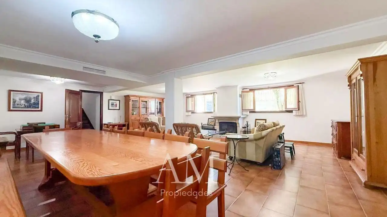 Casa o xalet en venda en Vigo  amb Calefacció, Jardí privat i Terrassa