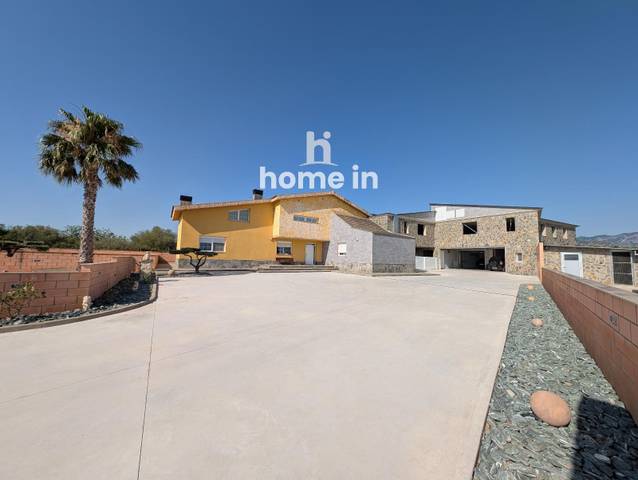 Casa-chalet en Venta en cami de les podines parcela 5 poligon 100 en Jesús - Els Reguers