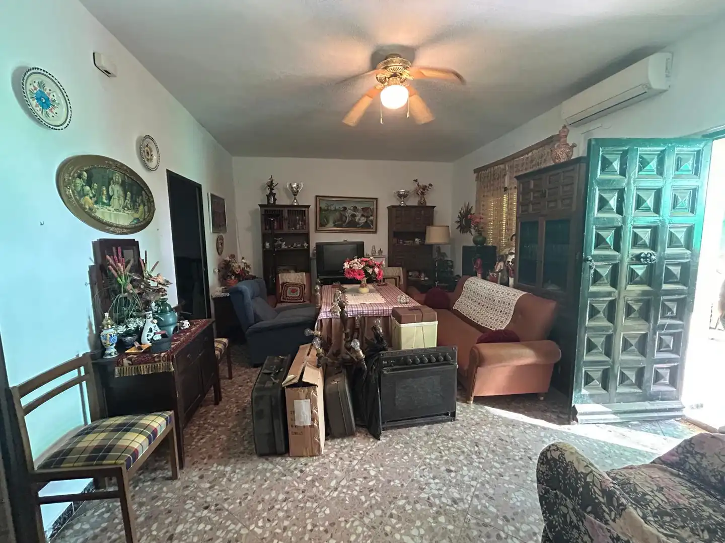 Wohnzimmer von Country house zum Verkauf in Almendralejo mit Privatgarten und Abstellraum