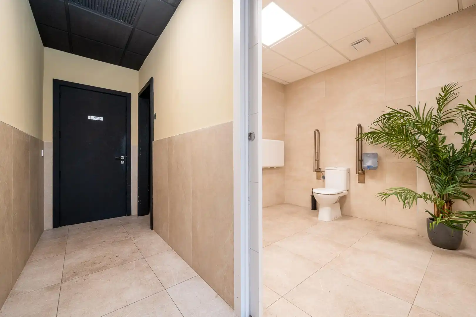 Local comercial en traspaso en Carrer del Gremi de Porgadors 17, imagen 37