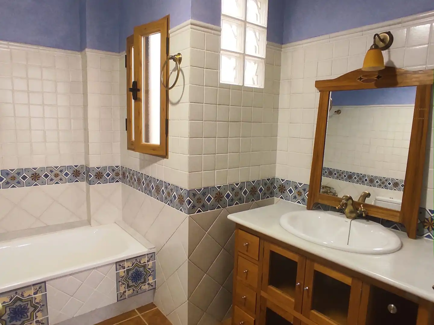 Bany de Casa o xalet en venda en Puerto Lumbreras amb Traster, Moblat i Forn