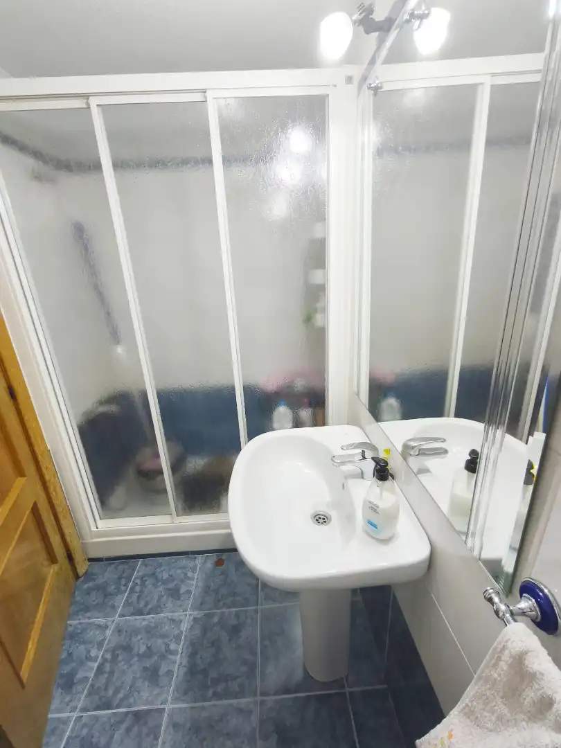 Bathroom of Flat for sale in Móstoles  with Air Conditioner, Furnished and Oven