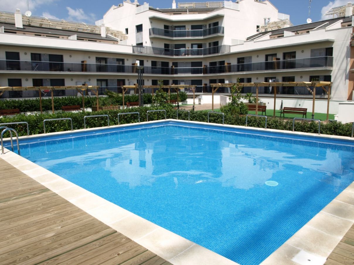 Swimming pool of Flat for sale in Manresa  with Air Conditioner, Heating and Private garden