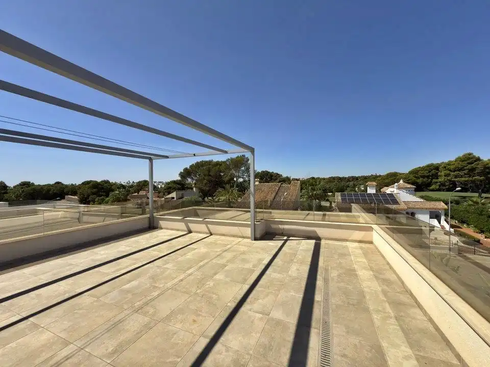 Terrassa de Casa o xalet en venda en Orihuela amb Aire condicionat, Calefacció i Jardí privat