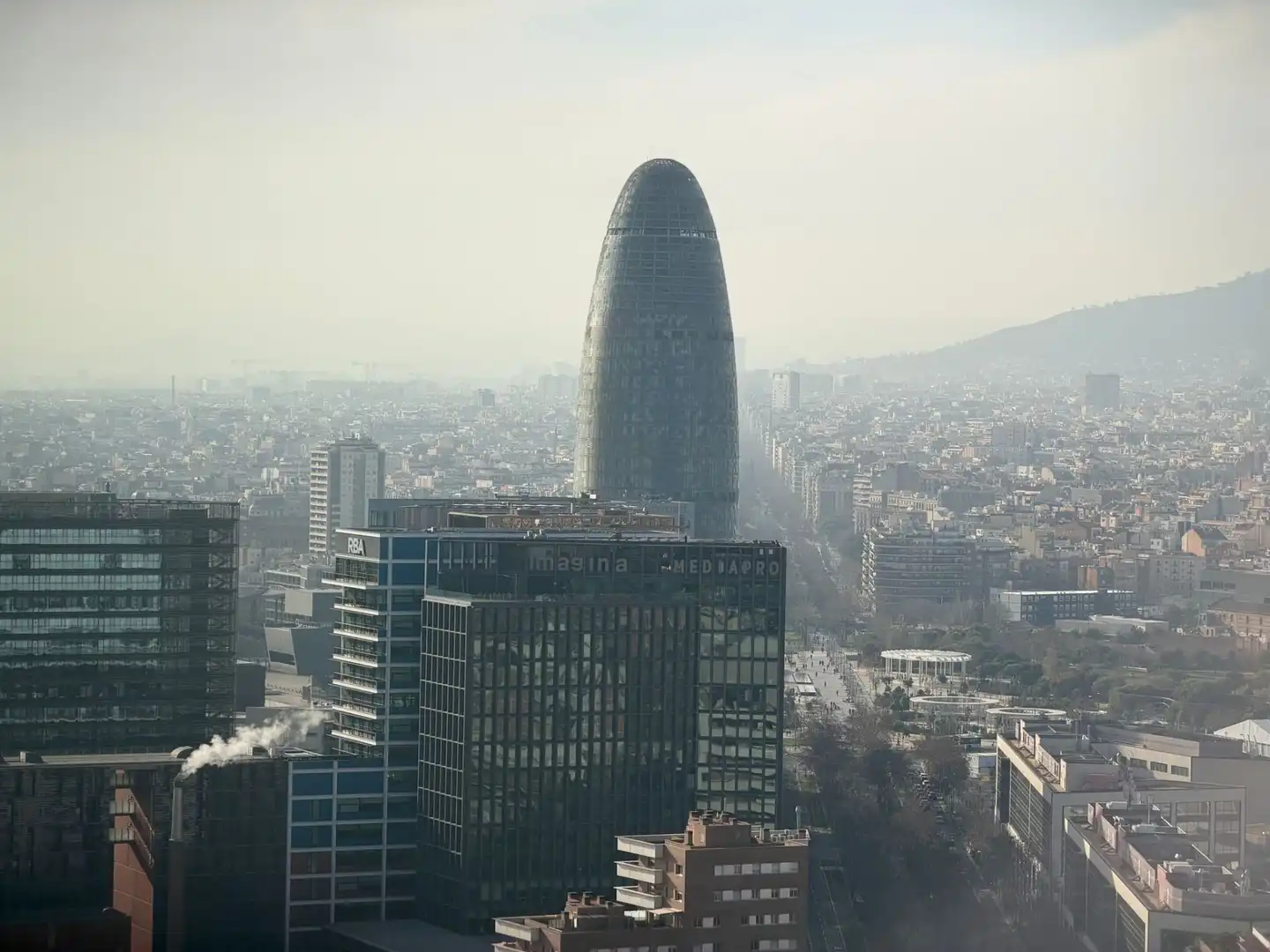 Exterior view of Flat for sale in Barcelona  with Air Conditioner, Heating and Terrace