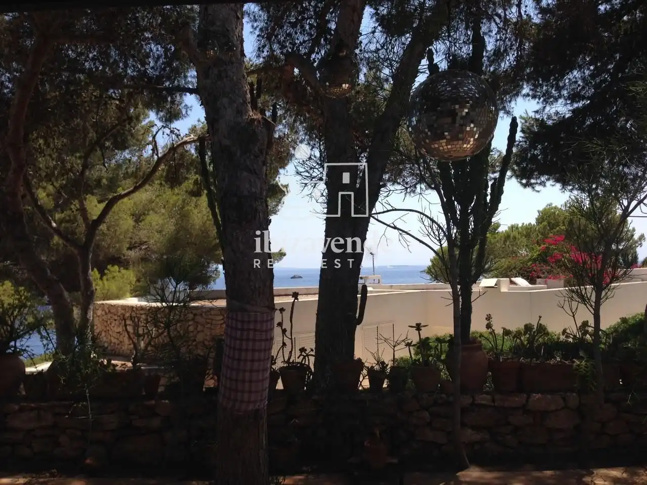 Einfamilien-Reihenhaus zur Miete in Santa Eulària des Riu mit Klimaanlage, Heizung und Terrasse