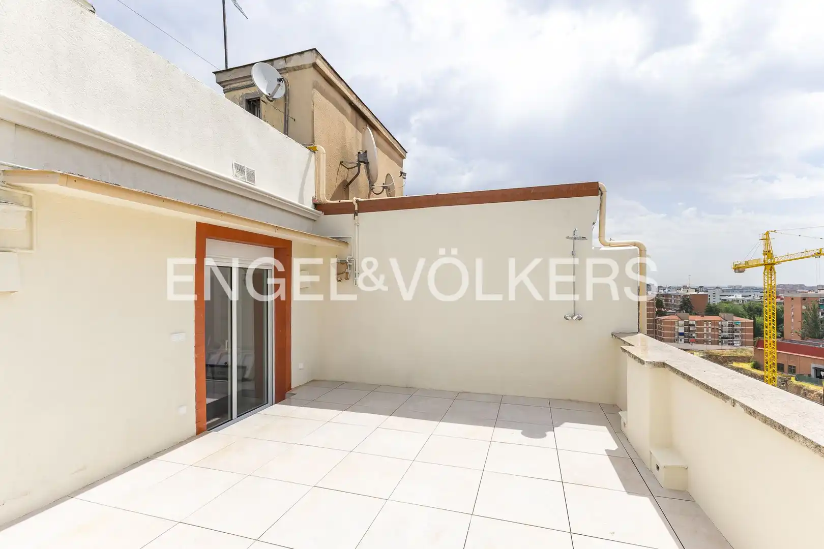 Terrasse von Dachboden zur Miete in Madrid mit Klimaanlage, Heizung und Terrasse