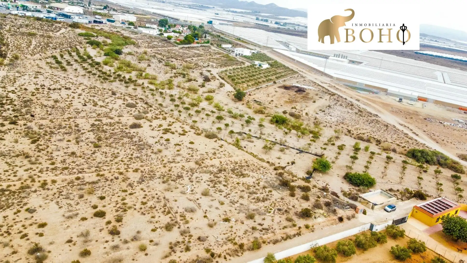Terreno en venta en Almería