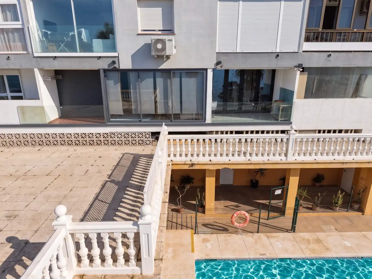 Terrasse von Wohnungen zum Verkauf in Benalmádena mit Privatgarten, Terrasse und Abstellraum