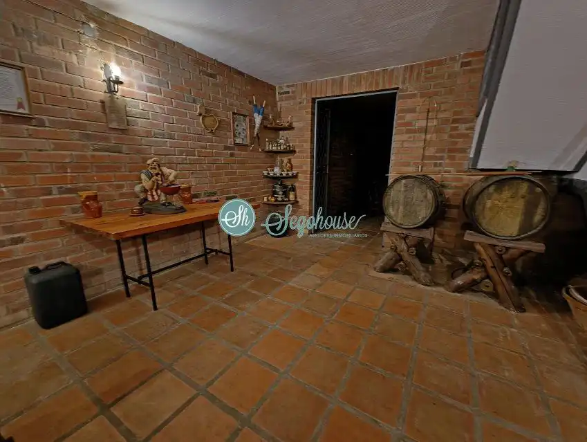 Houses for sale in Segovia  with Heating