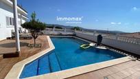 Piscina de Casa o xalet en venda en Sant Boi de Llobregat amb Terrassa i Piscina