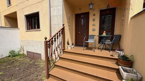 Foto 2 von Einfamilien-Reihenhaus zum Verkauf in Darbo, Cangas