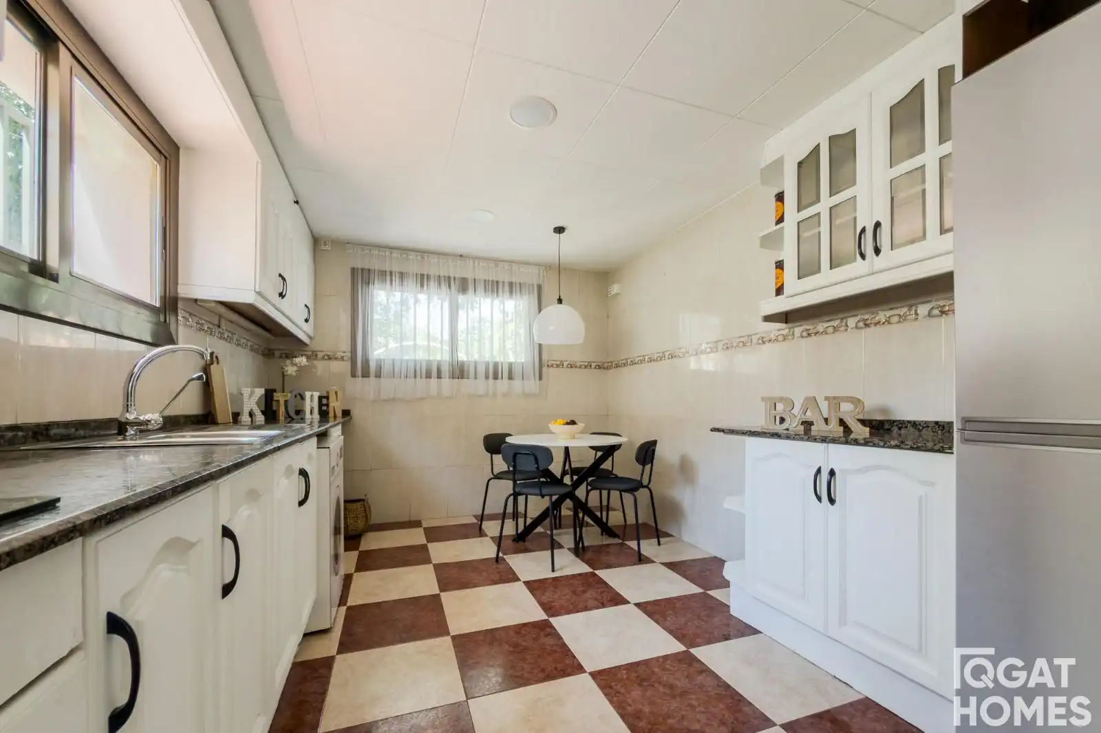 Küche von Haus oder Chalet zum Verkauf in Sant Cugat del Vallès mit Klimaanlage, Heizung und Terrasse