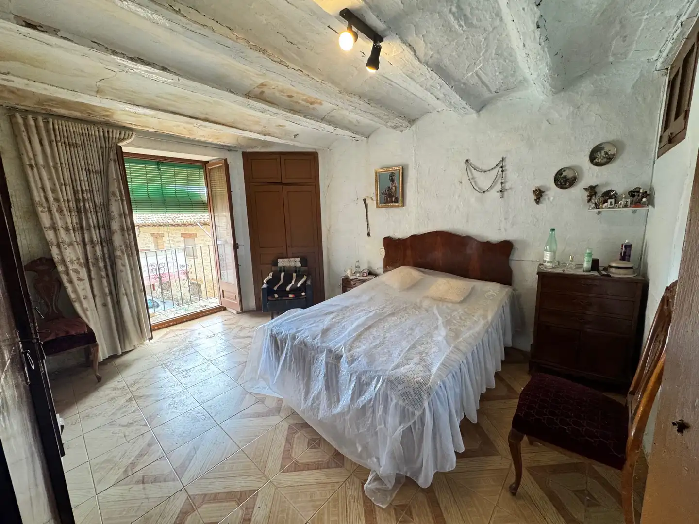 Dormitori de Casa o xalet en venda en Cretas amb Moblat, Forn i Balcó