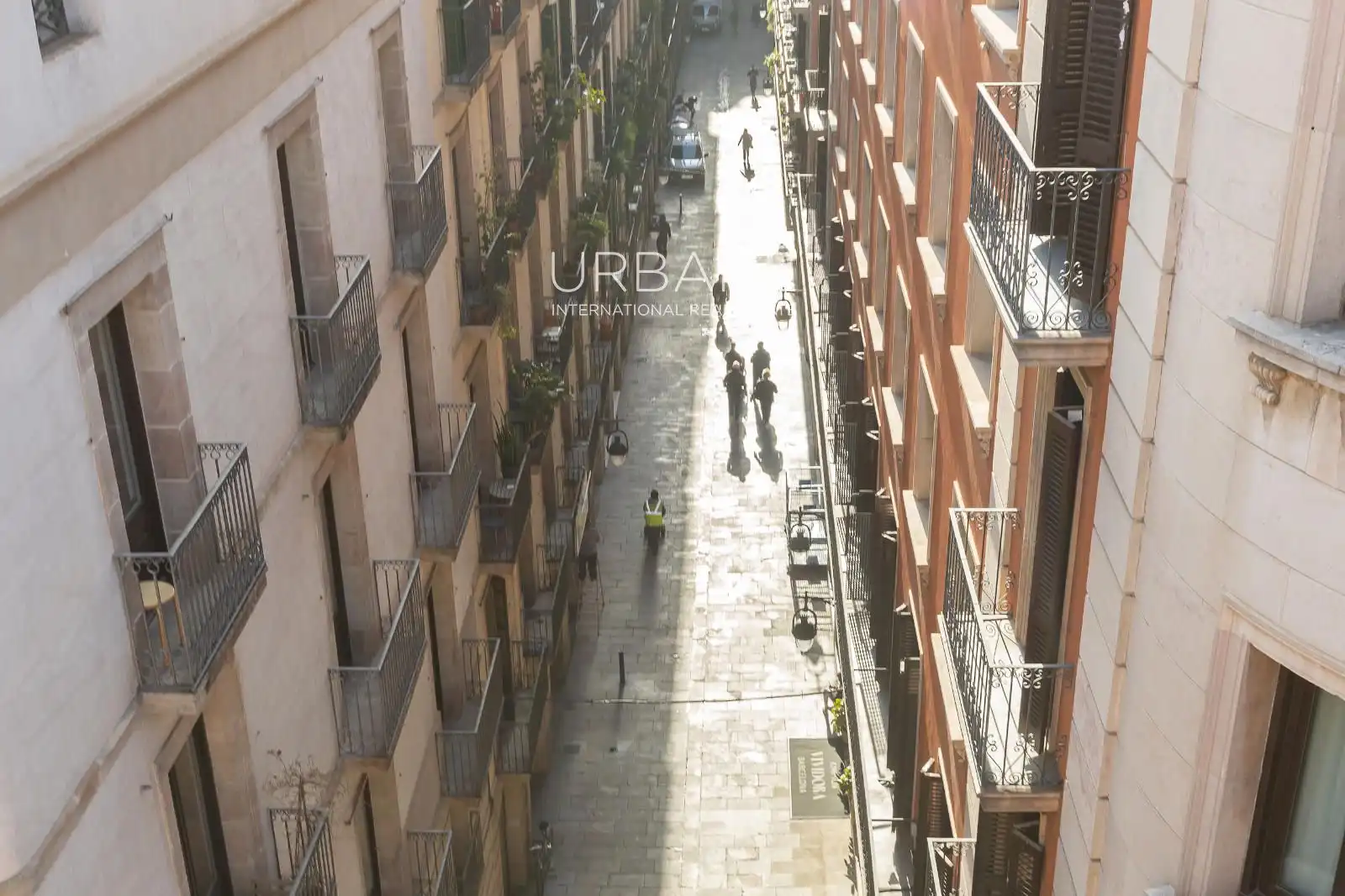 Außenansicht von Wohnung zum Verkauf in Barcelona mit Klimaanlage, Heizung und Parkett