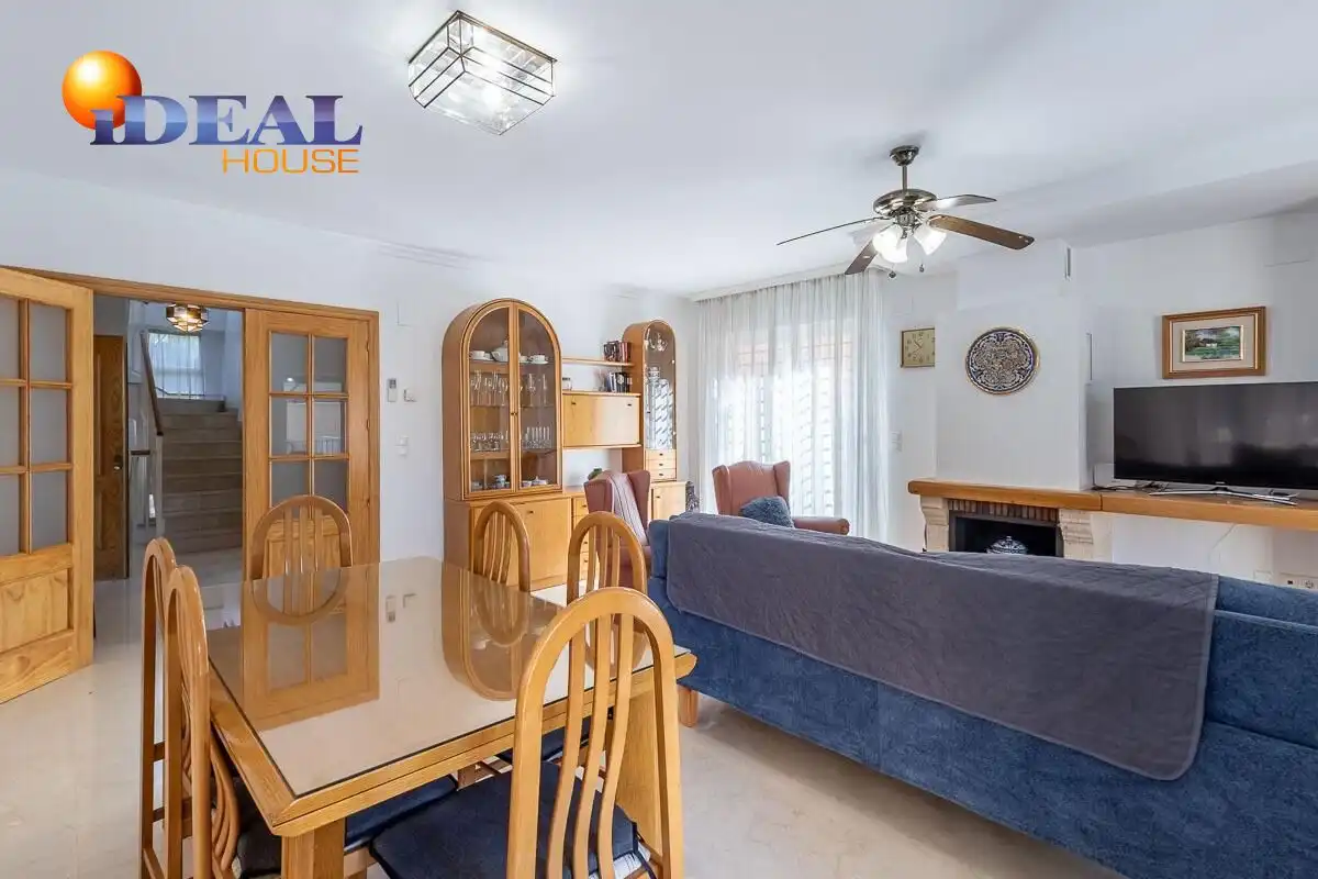 House with terrace for sale in Calle LIMA, imagen 9