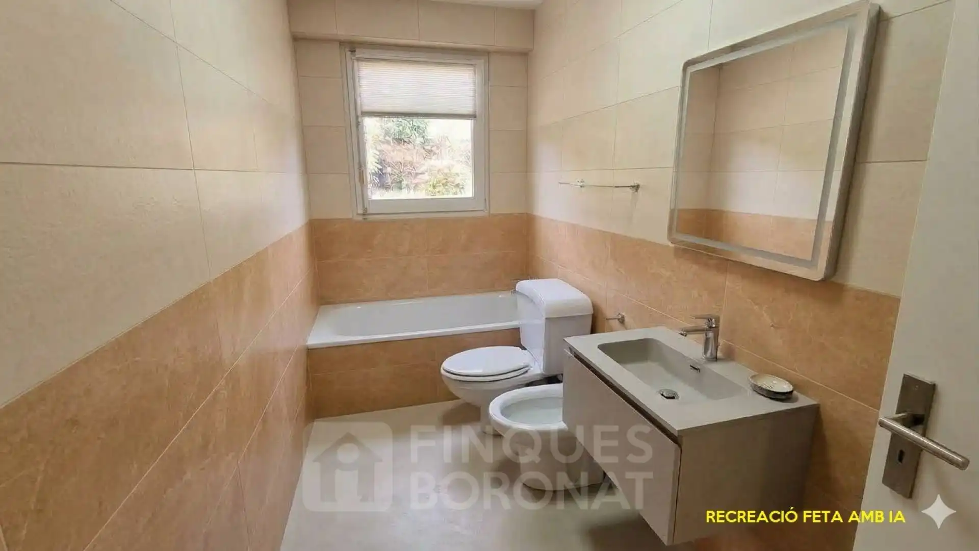 Baño de Piso en venta en Reus con Calefacción y Balcón