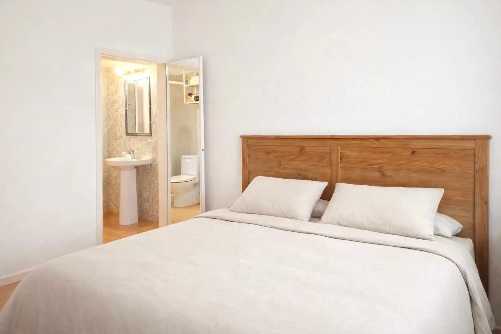 Schlafzimmer von Wohnungen zum Verkauf in Pollença mit Heizung, Terrasse und Abstellraum