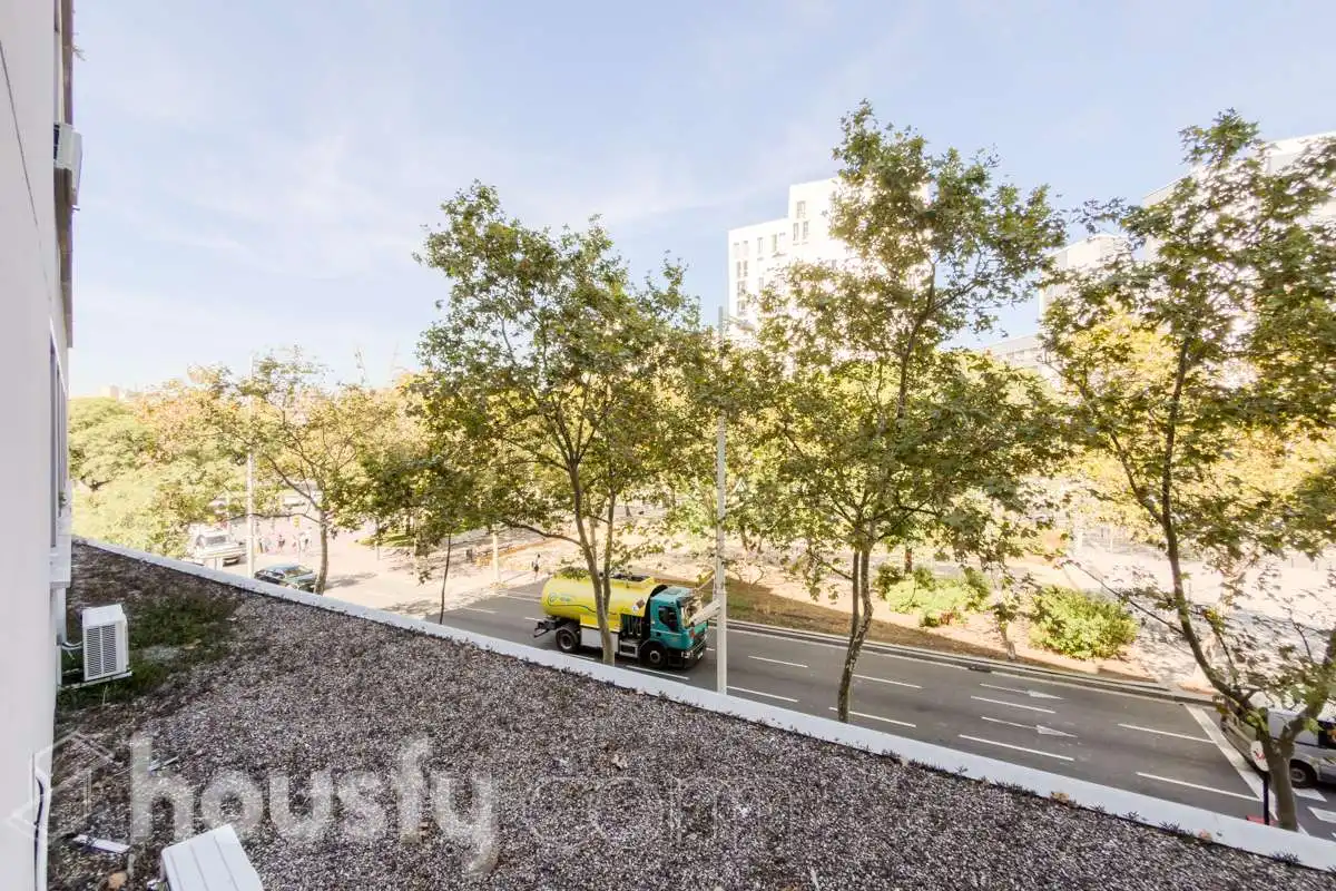 Vista exterior de Piso en venta en Ciutat Vella